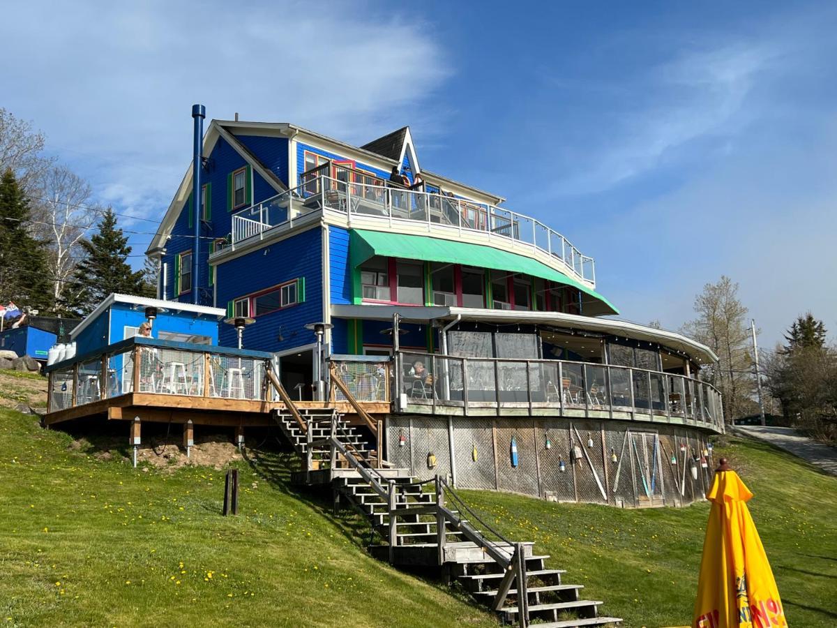 The Tuna Blue Inn Hubbards Exteriér fotografie